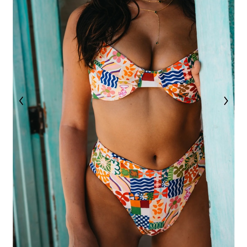 NWT Skatie Bikini